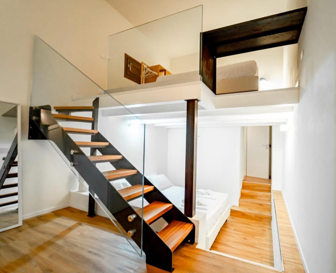 Gioia Mia Suites 카스텔라마레델골포 외부 사진