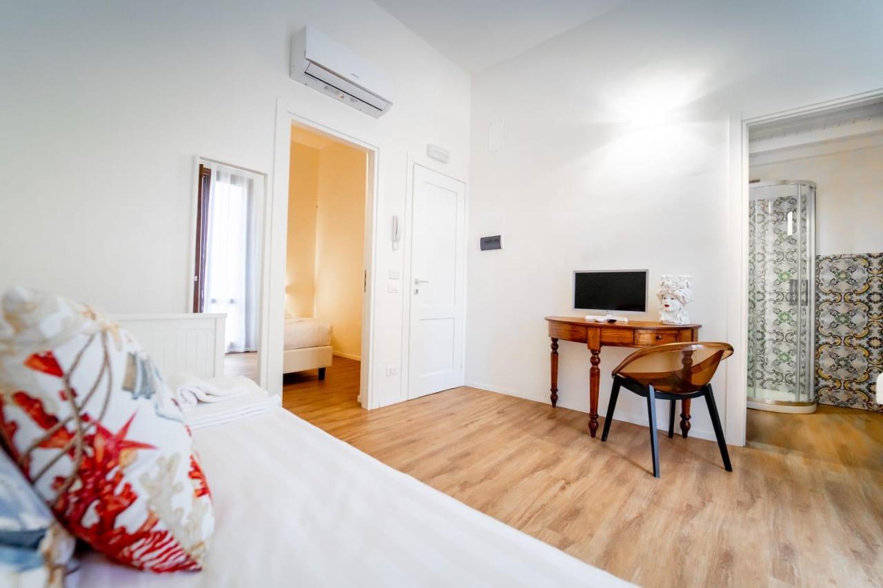 Gioia Mia Suites 카스텔라마레델골포 외부 사진
