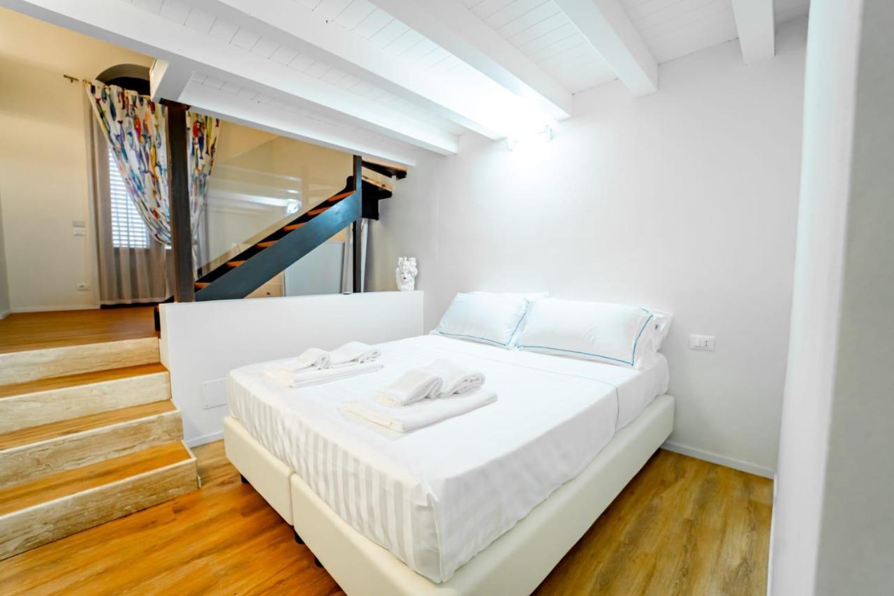 Gioia Mia Suites 카스텔라마레델골포 외부 사진